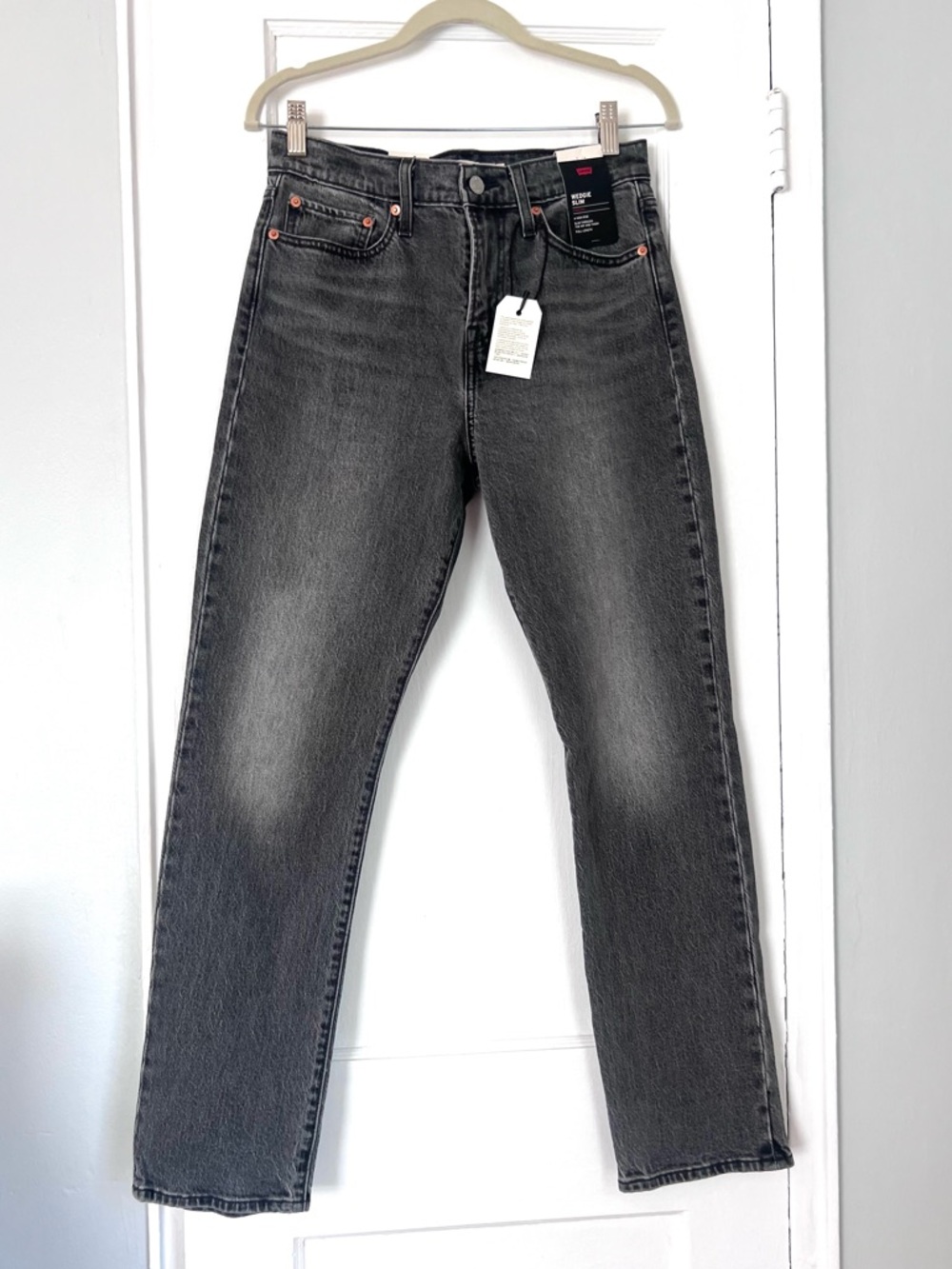 NWT LEVI’S WEDGIE SLIM FIT WOMEN'S JEANS, PREMIUM, 28X30